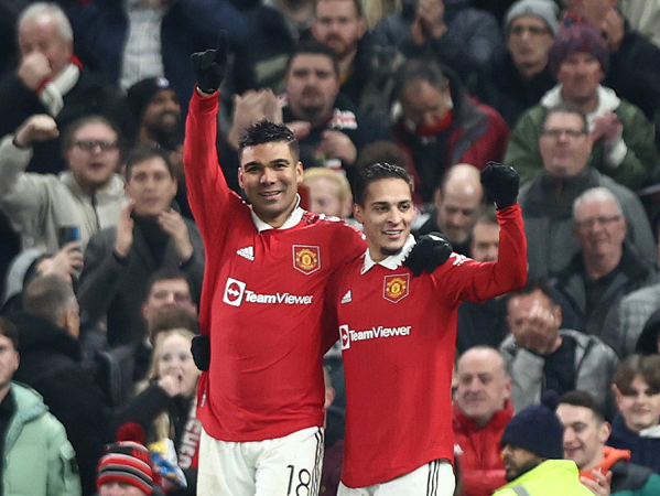 Casemiro bừng sáng, MU thắng dễ ở FA Cup