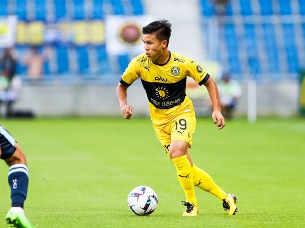 Quang Hải lần đầu ra sân cho Pau FC sau AFF Cup 2022