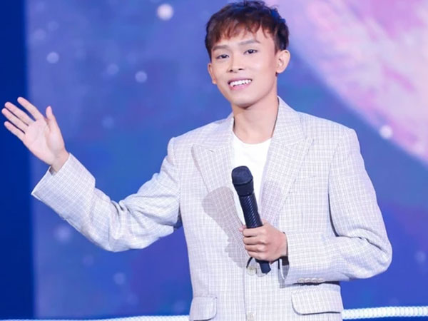 Sau sự cố phải nhờ đến Ngọc Sơn và Bầu Thụy xử lý, Hồ Văn Cường bất ngờ lọt top Trending