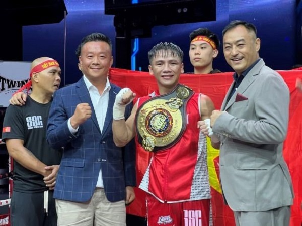 Boxing Việt Nam lần đầu tiên có võ sĩ vào top 8 thế giới