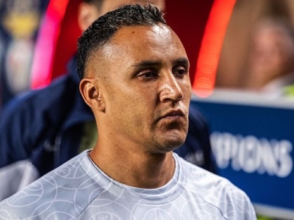 Thủ thành Keylor Navas gia nhập Ngoại hạng Anh