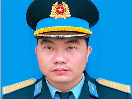 Quyền Chủ tịch nước truy tặng Huân chương Bảo vệ Tổ quốc cho phi công Trần Ngọc Duy