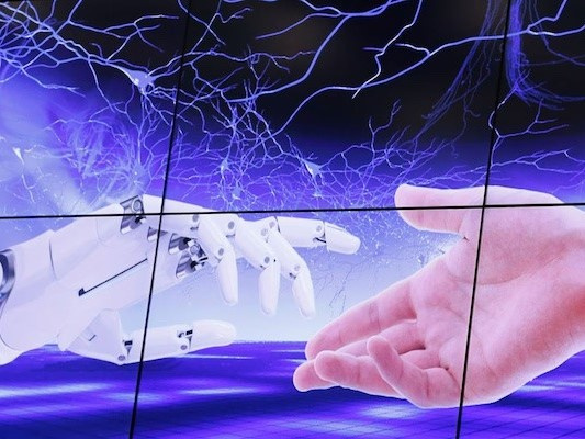 ChatGPT xô đổ kỷ lục tăng trưởng người dùng
