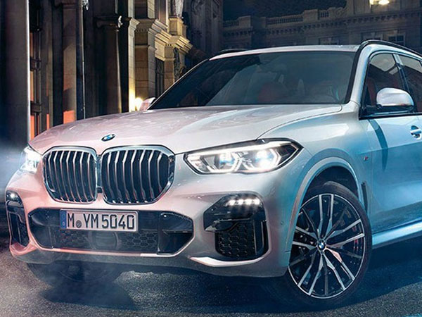 BMW X5 2023 hạng sang bị cắt tính năng điều khiển bằng cử chỉ
