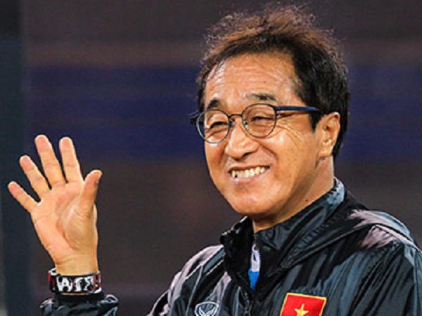 Ông Lee Young Jin: ‘Trái tim tôi tan vỡ khi thấy cầu thủ Việt Nam chấn thương’