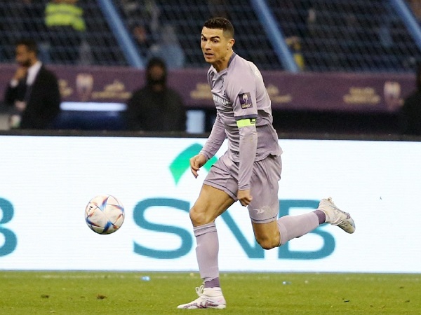 Ronaldo ghi bàn thắng đầu tiên cho Al Nassr