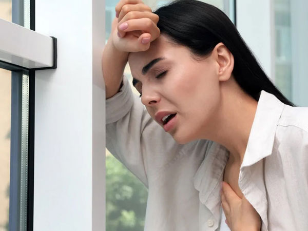 Triệu chứng bất ngờ ở 40% phụ nữ bị đau tim