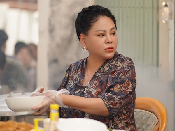 'Nhà bà Nữ' của Trấn Thành: Cháy vé chưa chắc tốt, có khi còn độc hại
