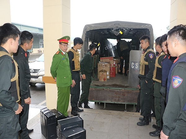 Bắt Giám đốc Trung tâm đăng kiểm xe cơ giới tỉnh Nghệ An  cùng 9 thuộc cấp