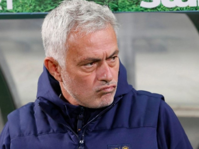 'Jose Mourinho chưa bao giờ là một HLV xuất sắc'