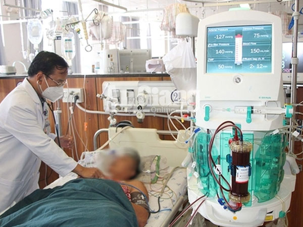 Ăn chè miễn phí rằm tháng Giêng, 35 người bị ngộ độc