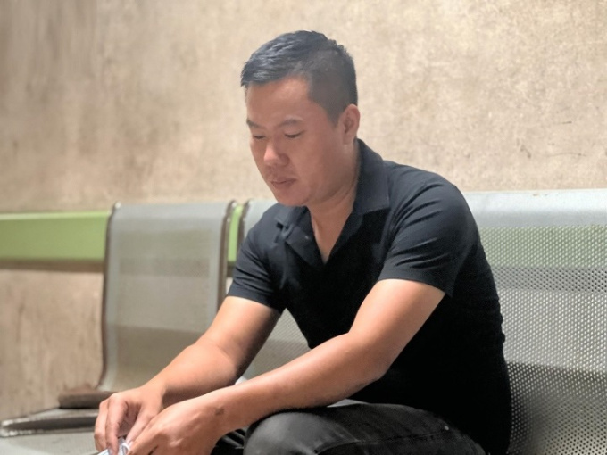 Vợ chưa kịp báo tin mang thai đã tử vong trong vụ lật đò, chồng chết lặng: 'Tôi mất tất cả rồi'