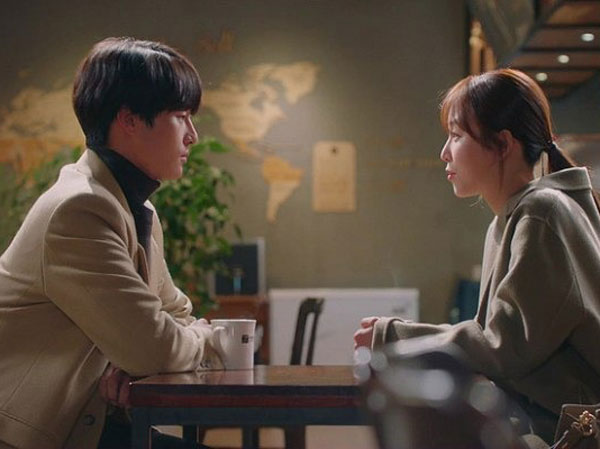 Được tỏ tình cô gái yêu cầu suy nghĩ, nửa ngày sau trả lời thì nhận được đáp án đầy 'cảm lạnh', dân tình ngán ngẩm: 'Nghĩ mình là hoàng đế sao?'