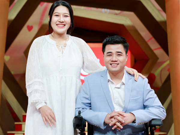 Vợ xinh đẹp tiết lộ cuộc sống hôn nhân với người chồng không chân