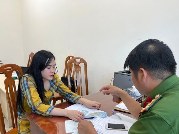 Bị truy tố 2 tội danh, Ninh Thị Vân Anh đối diện mức án nào?