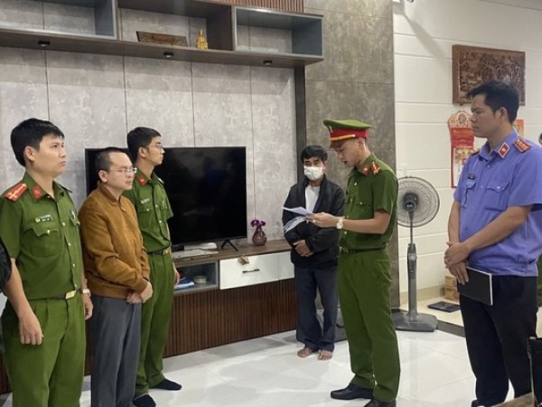 Trưởng phòng và thủ quỹ Trường ĐH Bách khoa - ĐH Đà Nẵng 'rút ruột' hơn 86 tỉ đồng