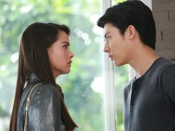 Quen nhau qua mạng, lần đầu gặp đối phương tôi đã 'bỏ của chạy lấy người'