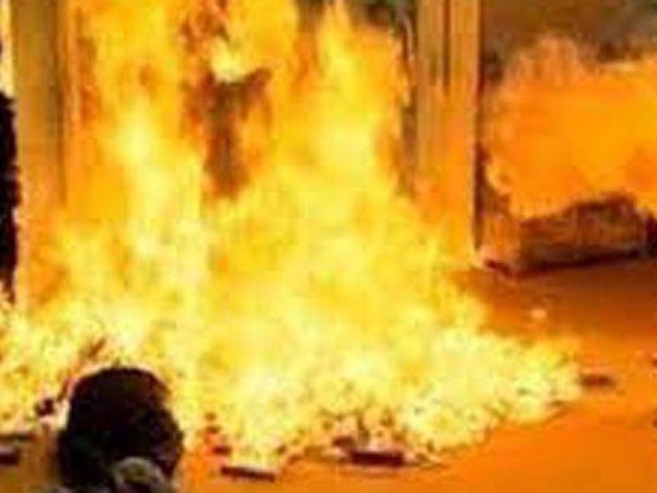 Chồng cũ đổ xăng đốt vợ: Cả 2 đều tử vong