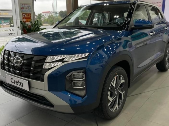Hết tình trạng 'bia kèm lạc', Hyundai đồng loạt giảm giá xe sau Tết