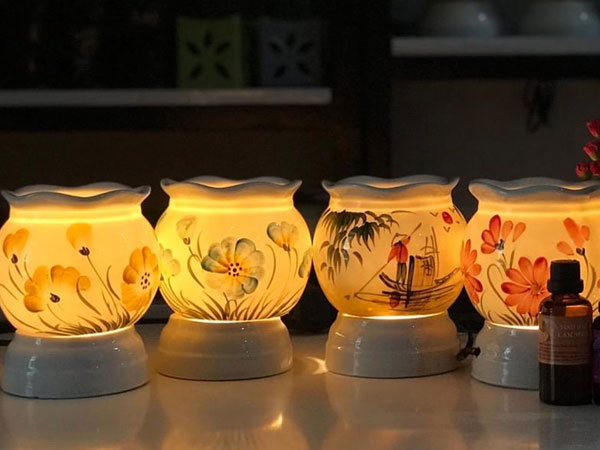 Thời tiết nồm ẩm ‘vắt ra nước’, loại đèn giá rẻ bỗng thành hàng hot