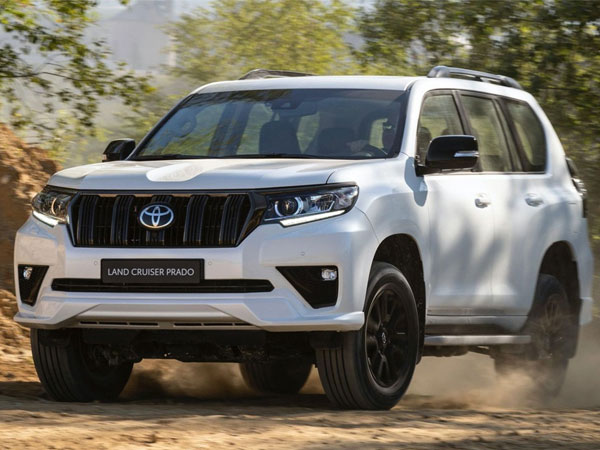 Top 10 xe bán chậm tháng 1/2023: Toyota Land Cruiser thoát ế, Suzuki Ertiga bị gọi tên