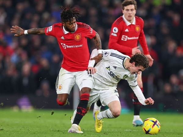 Lịch thi đấu bóng đá hôm nay 12/2: MU tái đấu Leeds Utd