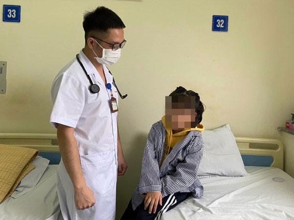 Liên tục khát nước, sụt cân, bé gái nhập viện với chỉ số đường huyết cao không tưởng