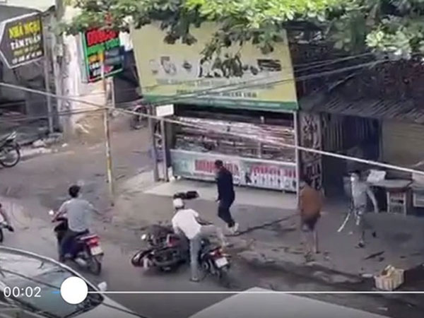 Va chạm giao thông, 1 người bị chém chết ở Bình Dương