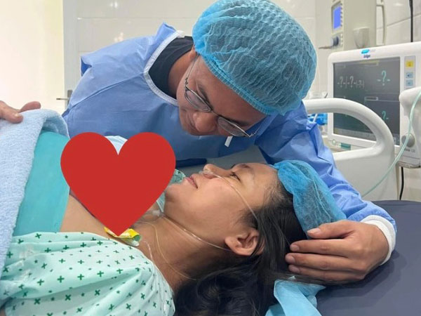 Á hậu Mâu Thủy hạ sinh con trai đầu lòng
