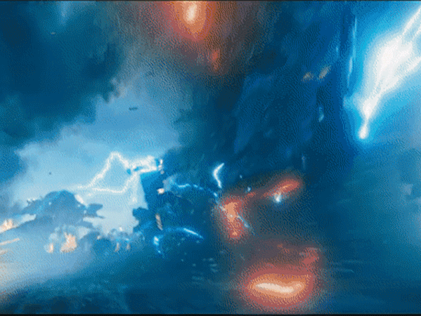 Khán giả phản ứng khi Ezra Miller xuất hiện trong bom tấn 'The Flash'