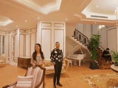 Khoe biệt thự ven sông 1.800m2, Vũ Khắc Tiệp gặp ngay vận đen