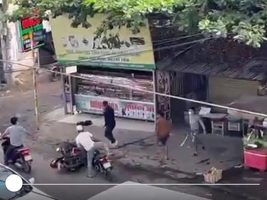 Đối tượng gọi đồng bọn chém người kinh hoàng sau va chạm giao thông sa lưới