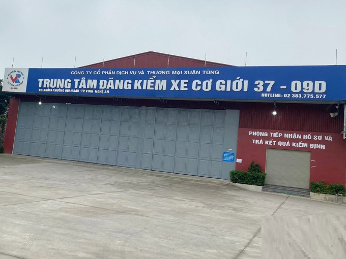 Công an Nghệ An khám xét Trung tâm Đăng kiểm xe cơ giới 37-09D