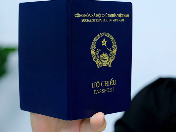 Đức công nhận hộ chiếu mới của Việt Nam, cấp lại visa Schengen