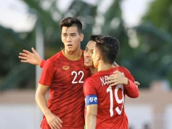 HLV P.Troussier không được dùng Quang Hải, Tiến Linh ở SEA Games 32