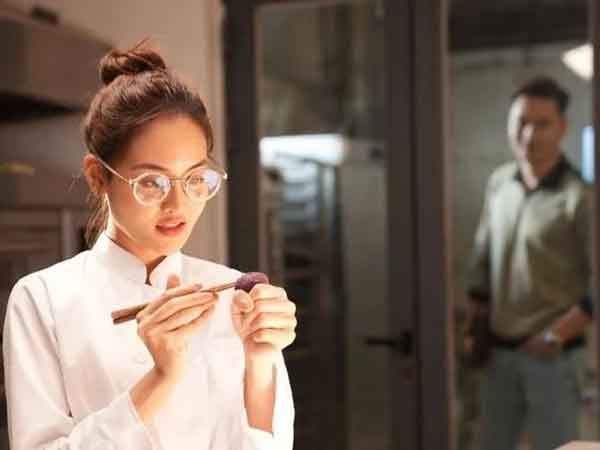 Loạt sạn khó đỡ ở Đừng Nói Khi Yêu: Mạnh Trường – Đình Tú không cứu nổi nữ chính