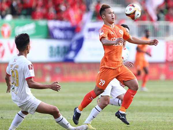 Công an Hà Nội thoát thua HAGL