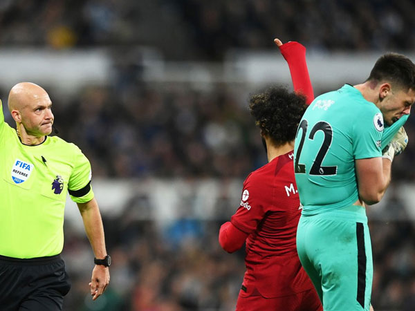 Hạ gục Newcastle chỉ sau 22 phút, Liverpool 'đe dọa' top 4