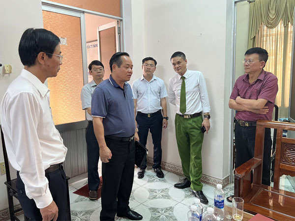 Giám đốc trung tâm đăng kiểm 'ngã ngựa' sau chỉ đạo 'làm đúng quy định'