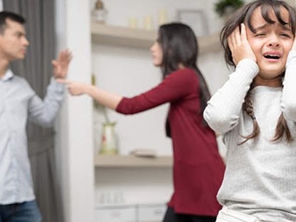 Chê vợ già, chồng đòi chia nhà để sống cùng tình trẻ