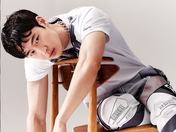 Tài tử Lee Je Hoon bị nữ nghệ sĩ quấy rối tình dục công khai
