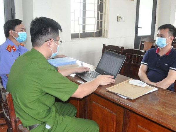 Những đường dây mua bán hóa đơn chục nghìn tỷ đồng bị triệt phá