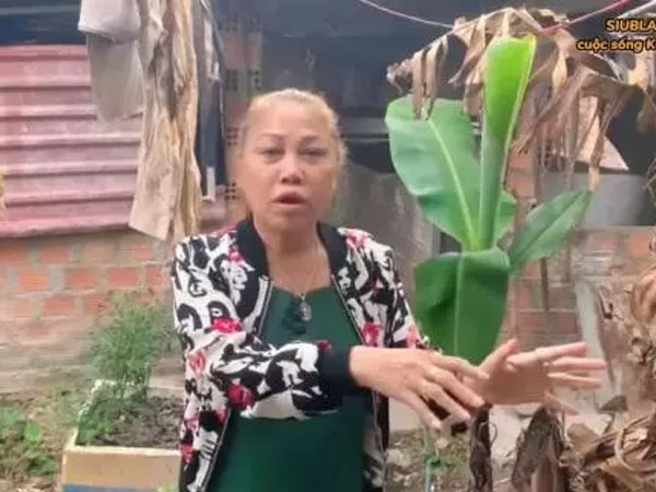 Loạt hình ảnh Siu Black vất vả nuôi heo, làm nước mắm