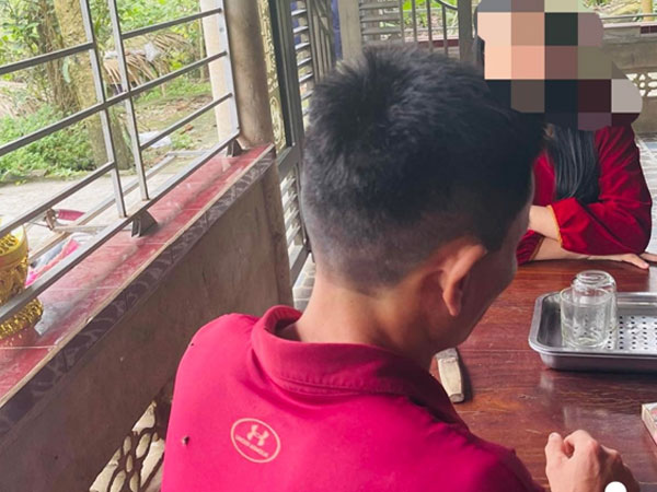 Chỉ huy trưởng quân sự xã: ‘Tôi không biết đứa trẻ bị bỏ rơi là con gái tôi’