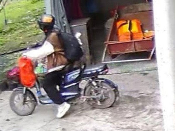 Nữ sinh lớp 6 rời nhà để lại thư 'con đi chơi ít ngày rồi về'