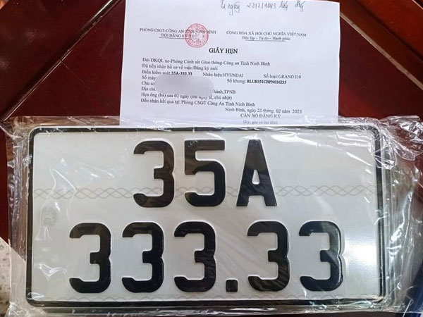Chủ xe Huyndai i10 bốc được biển số VIP 333.33