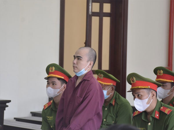 Đâm bạn làm ăn đến chết vì bị xúc phạm