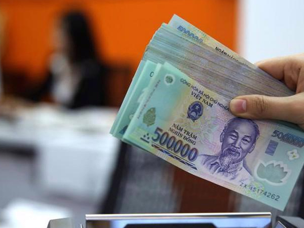 Chuẩn bị phương án tăng lương tối thiểu vùng năm 2024