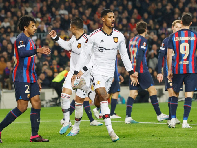 MU vs Barcelona: Quỷ đỏ giương oai ở Old Trafford