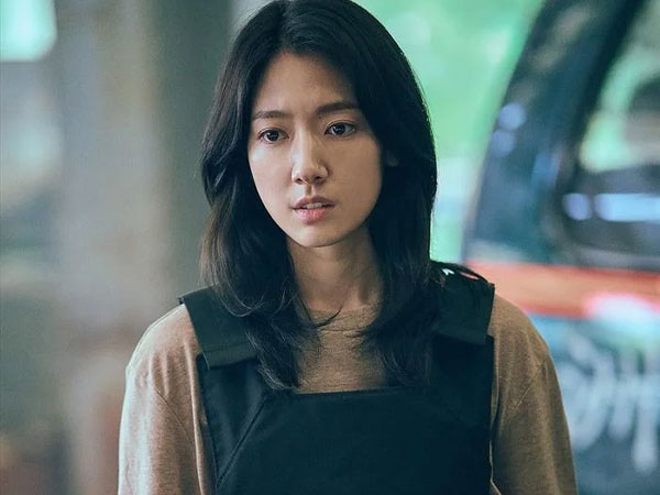 Park Shin Hye trở lại đường đua nghệ thuật, nhan sắc như 'lão hoá ngược' sau thời gian nghỉ sinh con